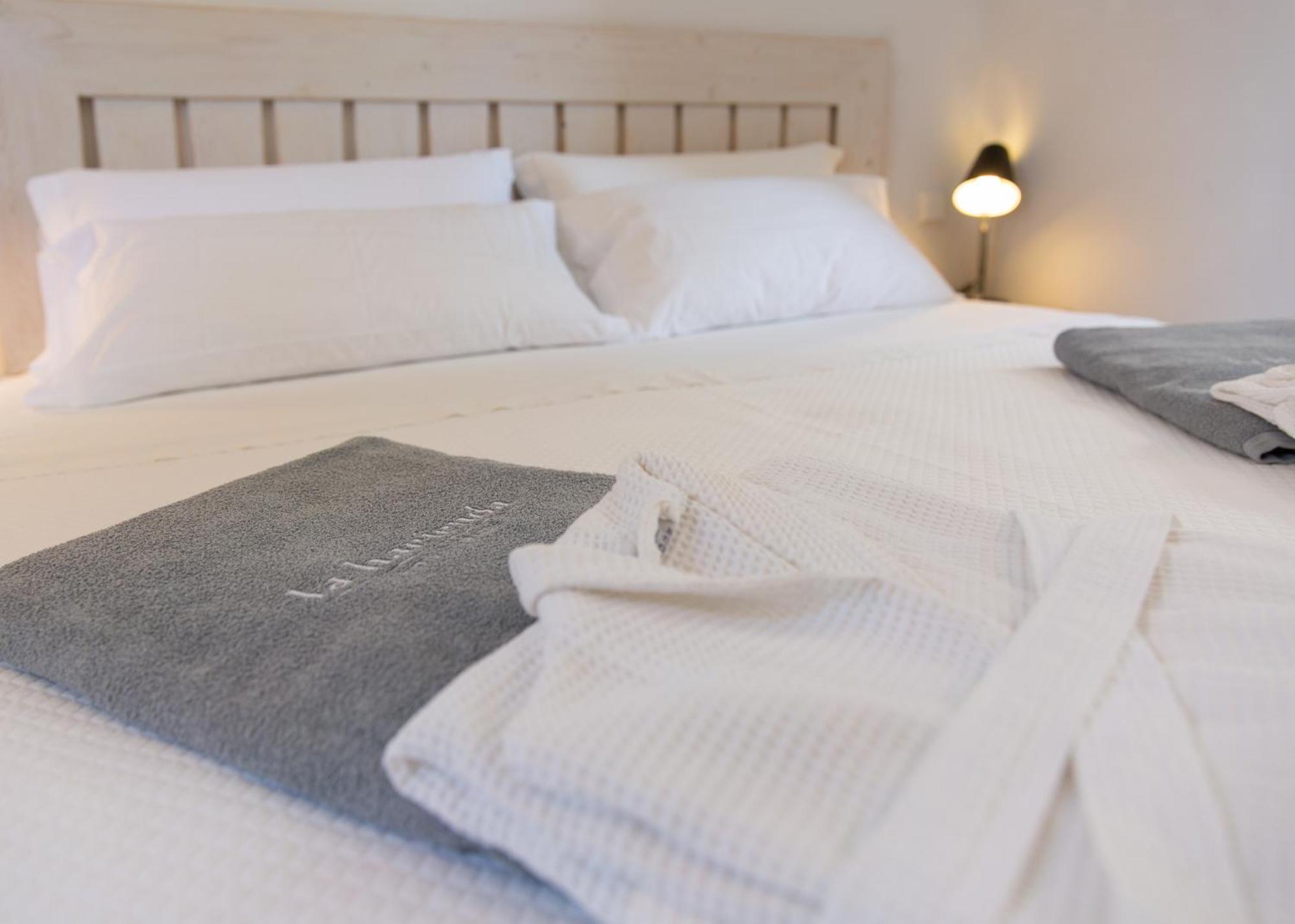 La Hacienda Aparthotel Sant Ferran de Ses Roques Εξωτερικό φωτογραφία